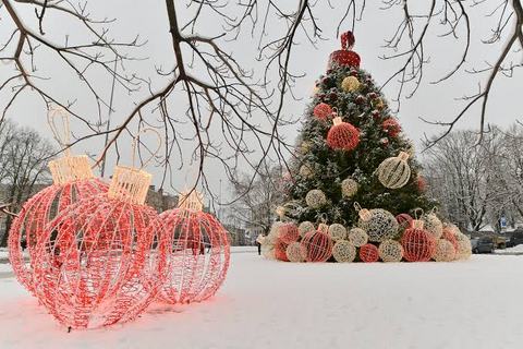 19.12. | Uz Liepājas teātra ZIEMASSVĒTKU koncertu TAS, KAS TUMSĀ LAISTĀS !